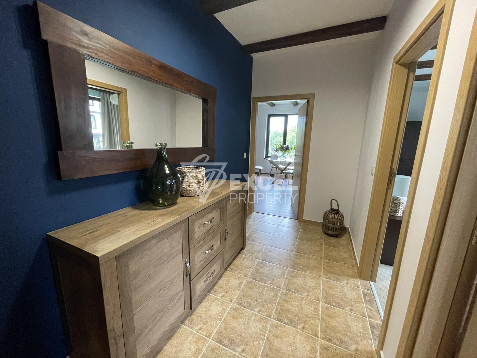 Ново обзавеждане! Двустаен апартамент за продажба в хотелски комплекс "3 Планини"