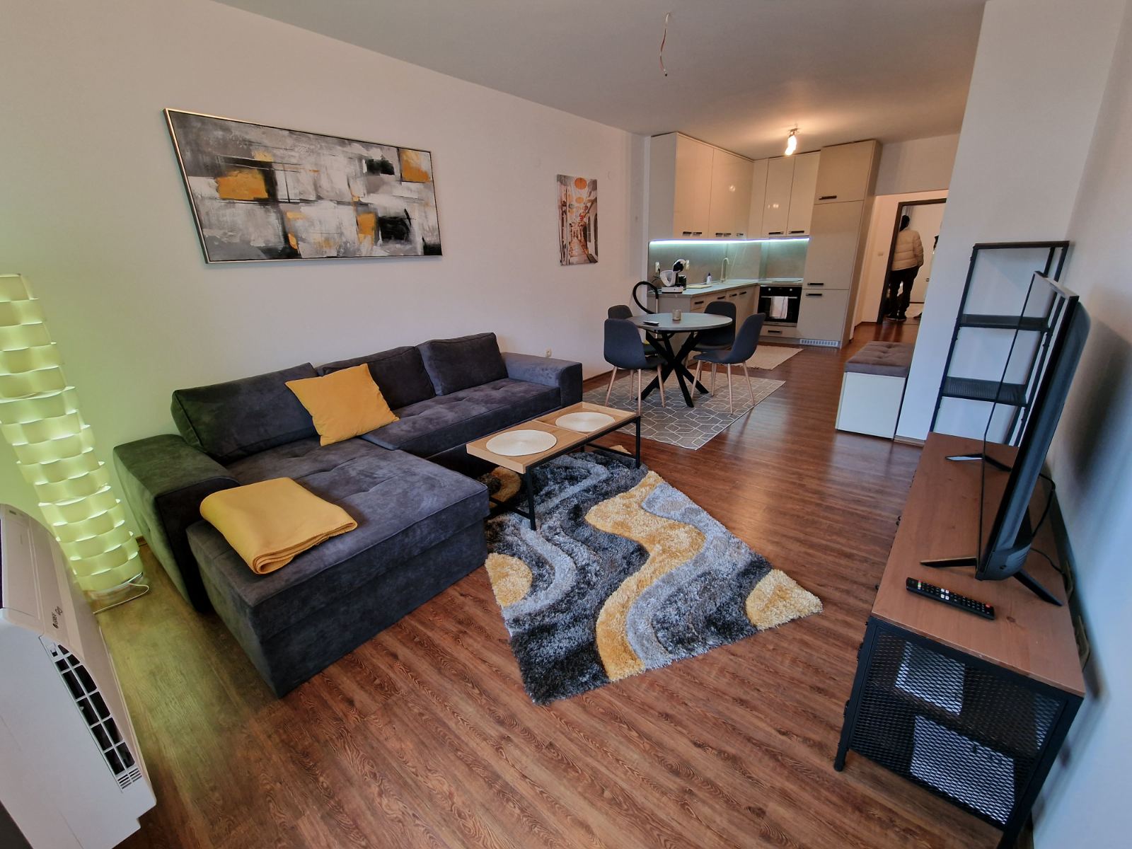 Луксозен двустаен апартамент с ниска такса поддръжка до Гондолата в Банско