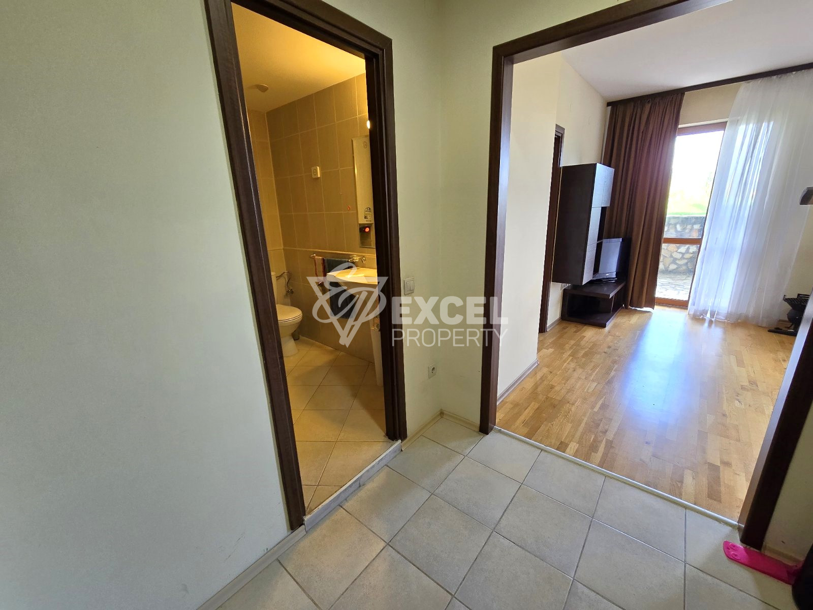 Двустаен апартамент на партерно ниво за продажба в комплекс All Seasons Club, Банско