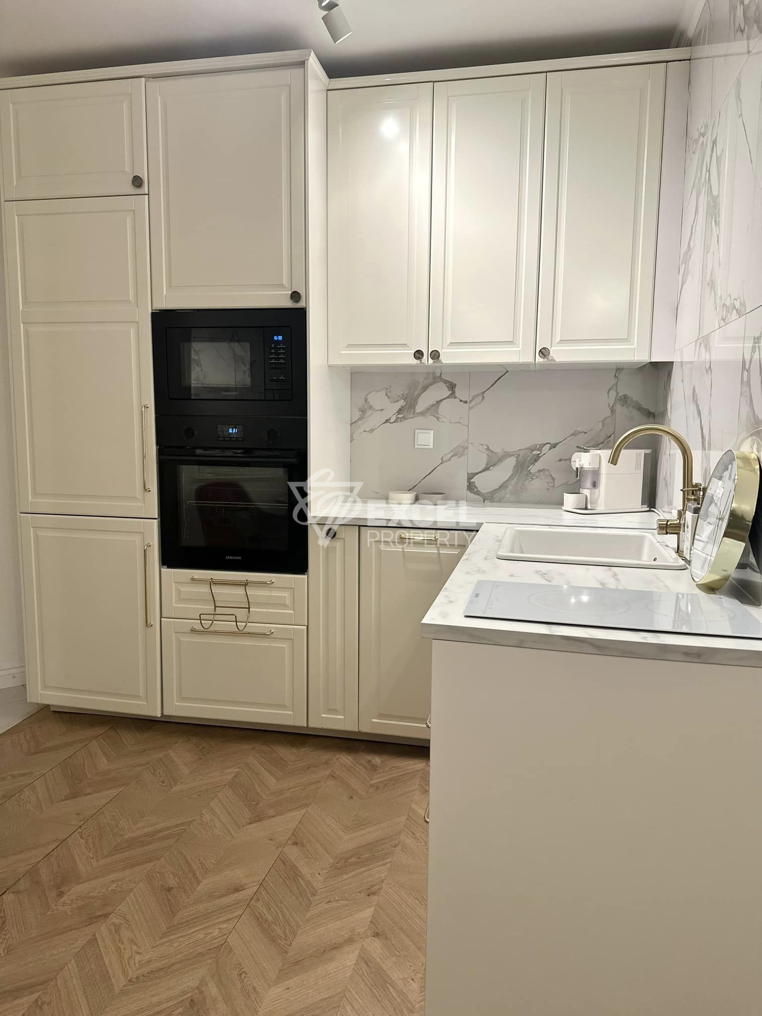 Луксозно обзаведено студио в целогодишно работещ комплекс до Пирин Голф