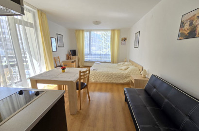 Просторно студио с южно изложение за продажба в комплекс Аспен Голф