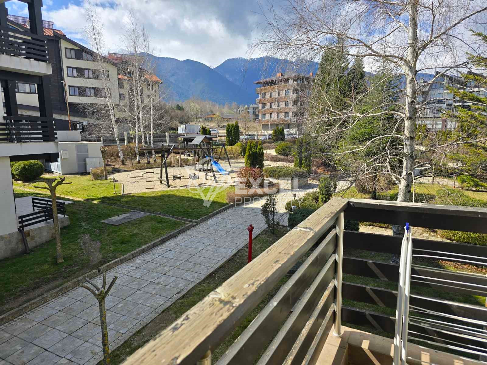 Просторно студио с южно изложение за продажба в комплекс Аспен Голф