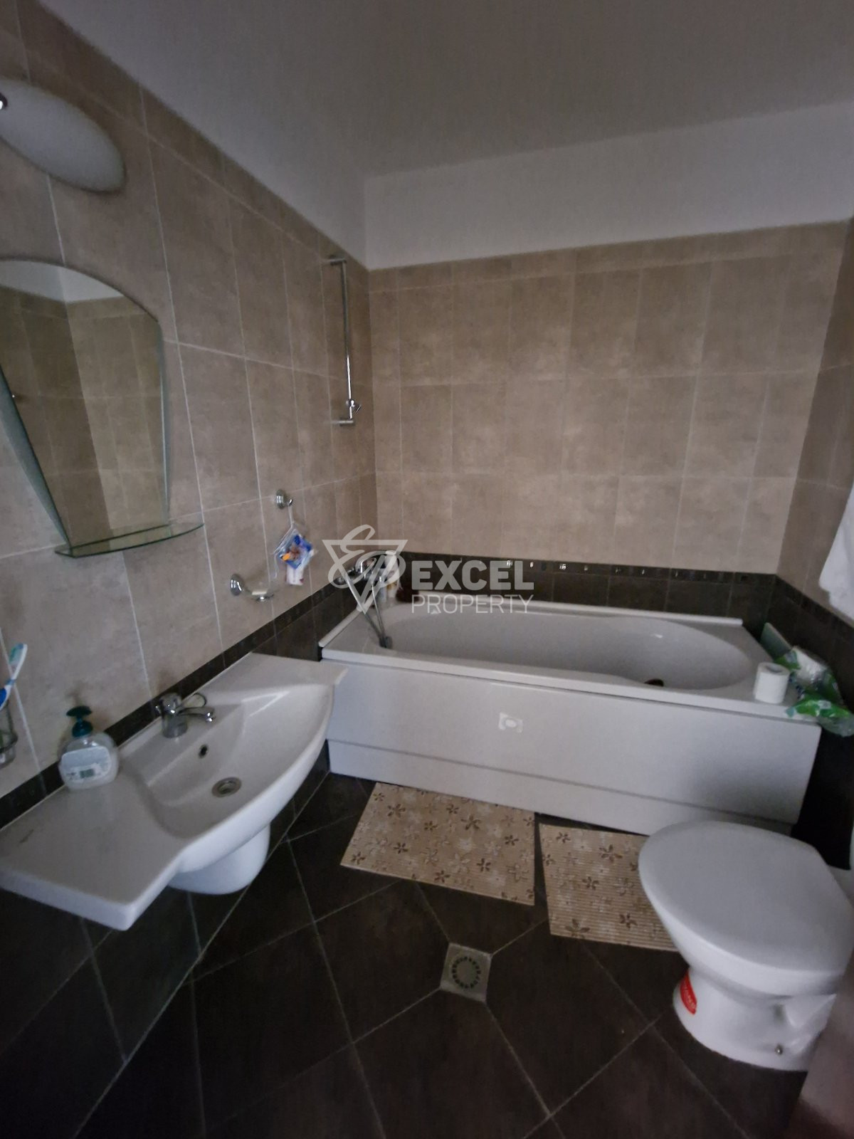 Двустаен апартамент за продажба в комплекс Аспен Хайтс, до Банско