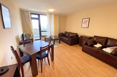 Просторно студио с тераса за продажба в Аспен Суитс, до Пирин Голф