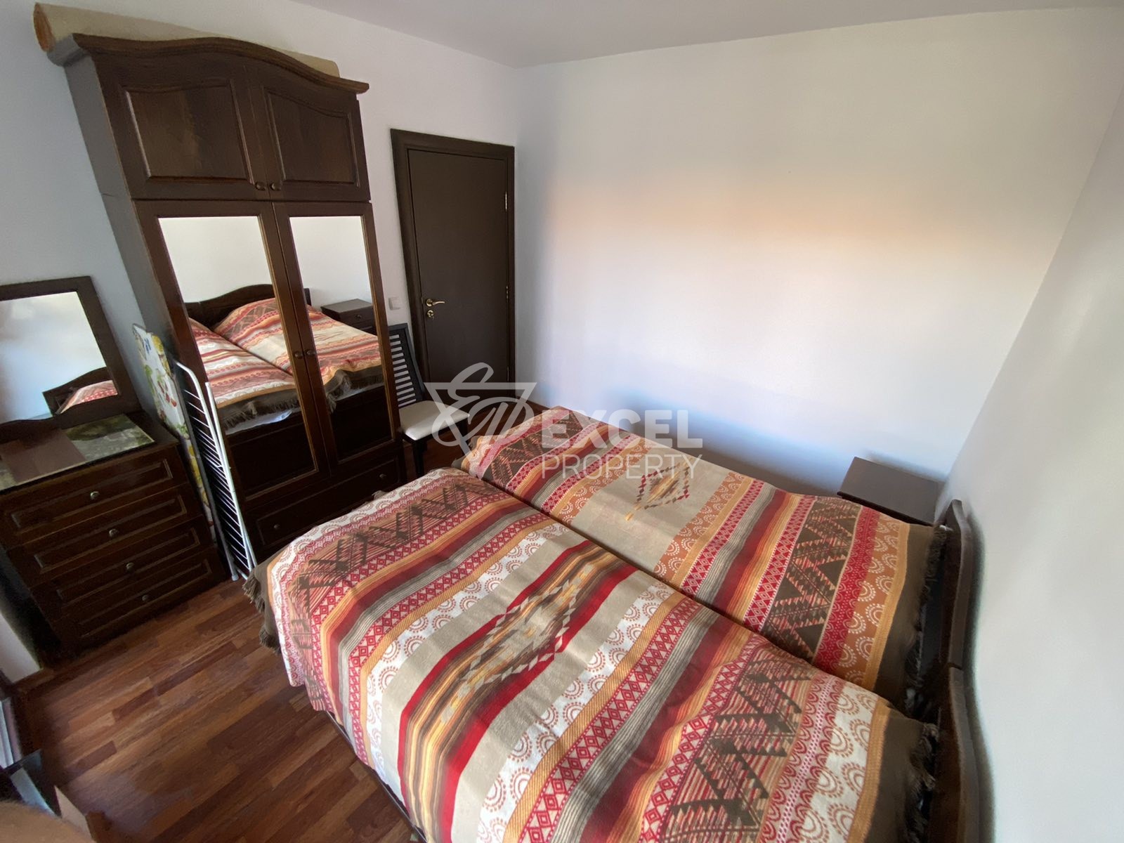 Изгоден двустаен апартамент на партерно ниво в сграда с ниска такса поддръжка!