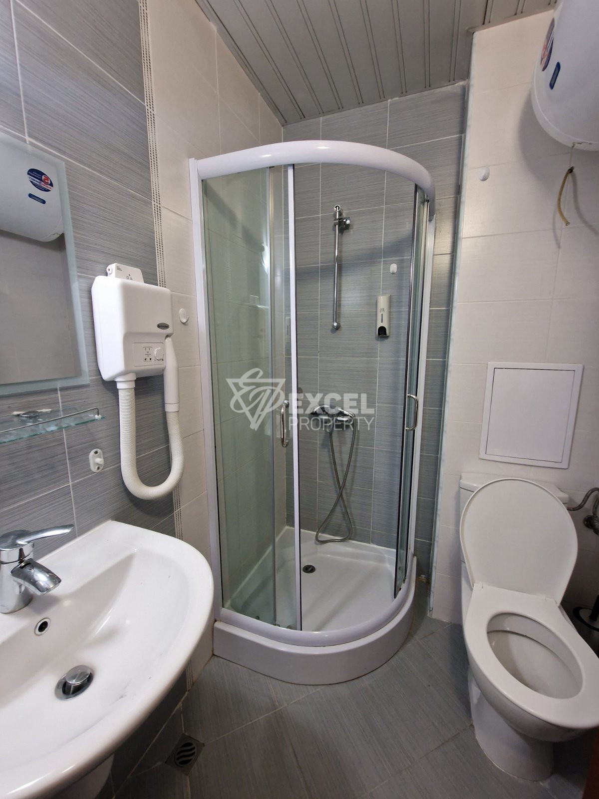 Тристаен апартамент на 200 метра от ски лифта за продажба в Belvedere Holiday Club, Банско