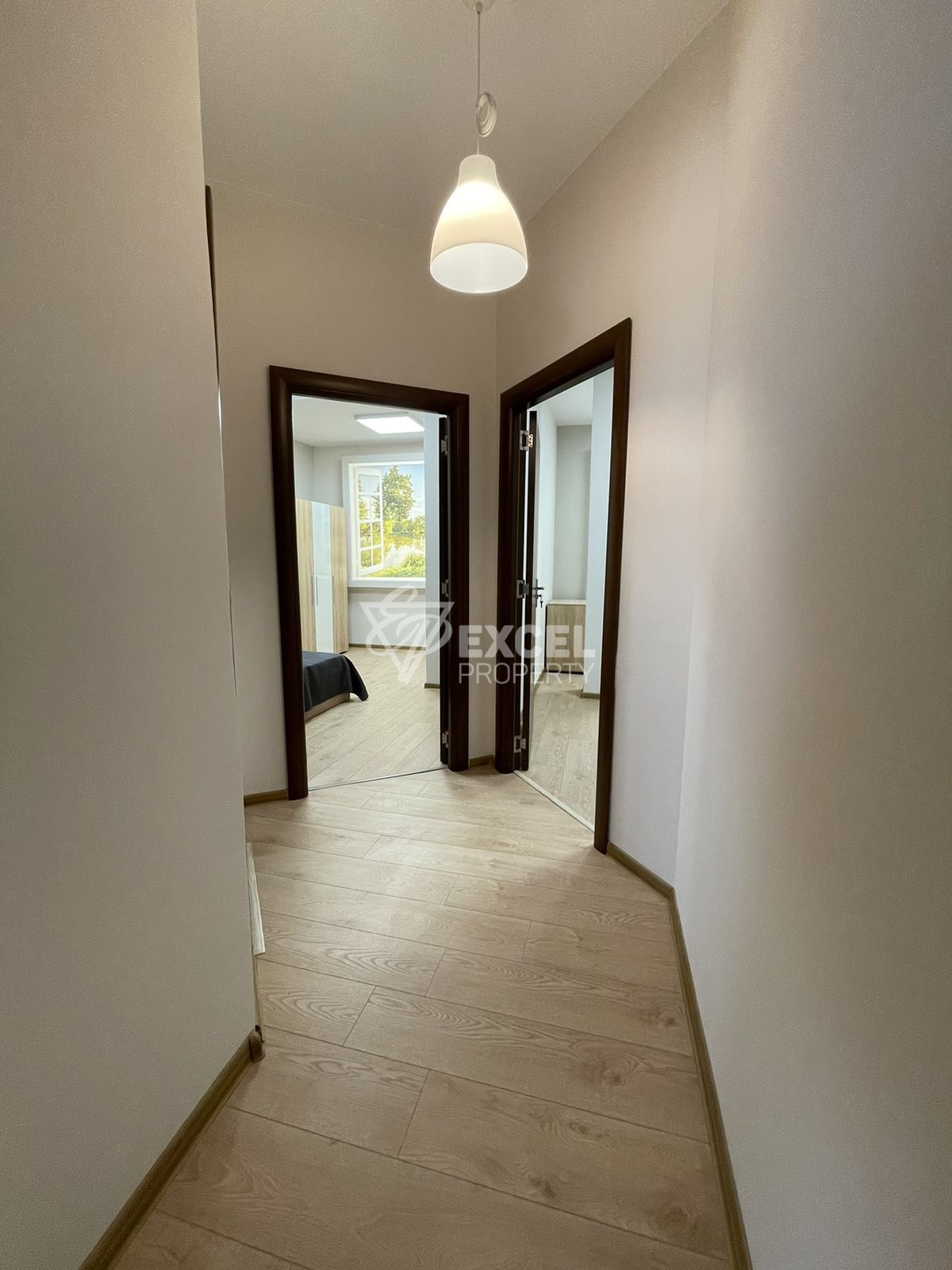 Просторен многостаен обзаведен апартамент за продажба в Банско