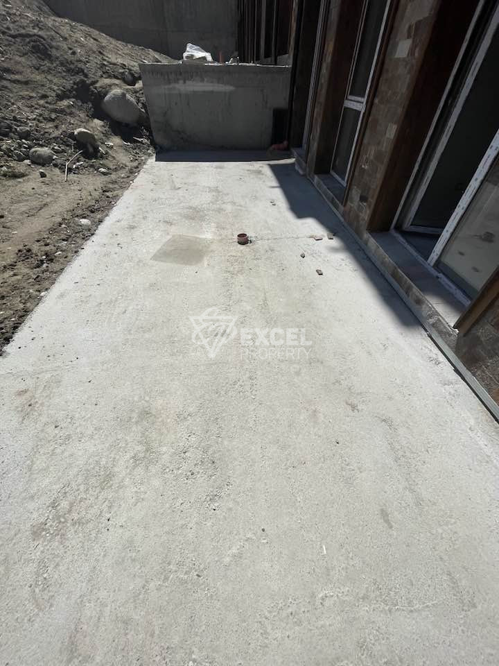 Банско: Просторен многостаен апартамент за продажба в сграда с ниска такса поддръжка