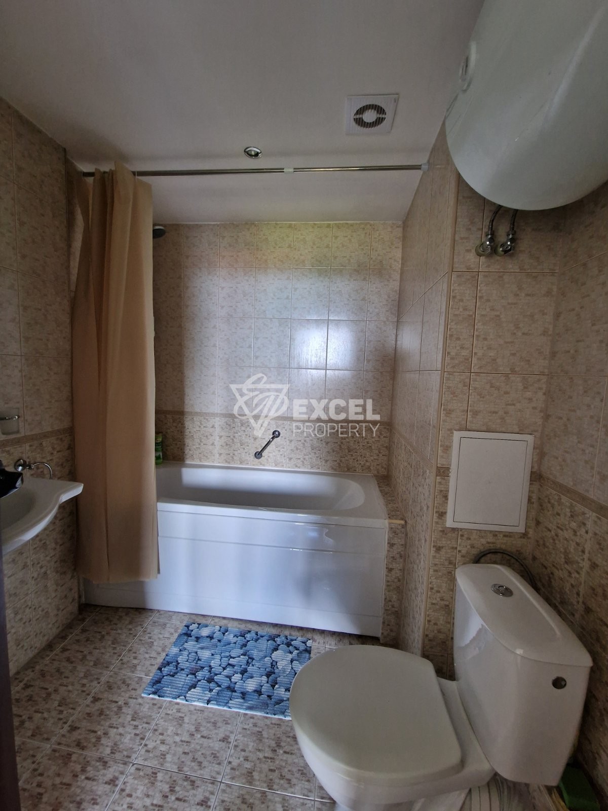 Двустаен апартамент под наем на 50 метра от хотел Кемпински в Банско