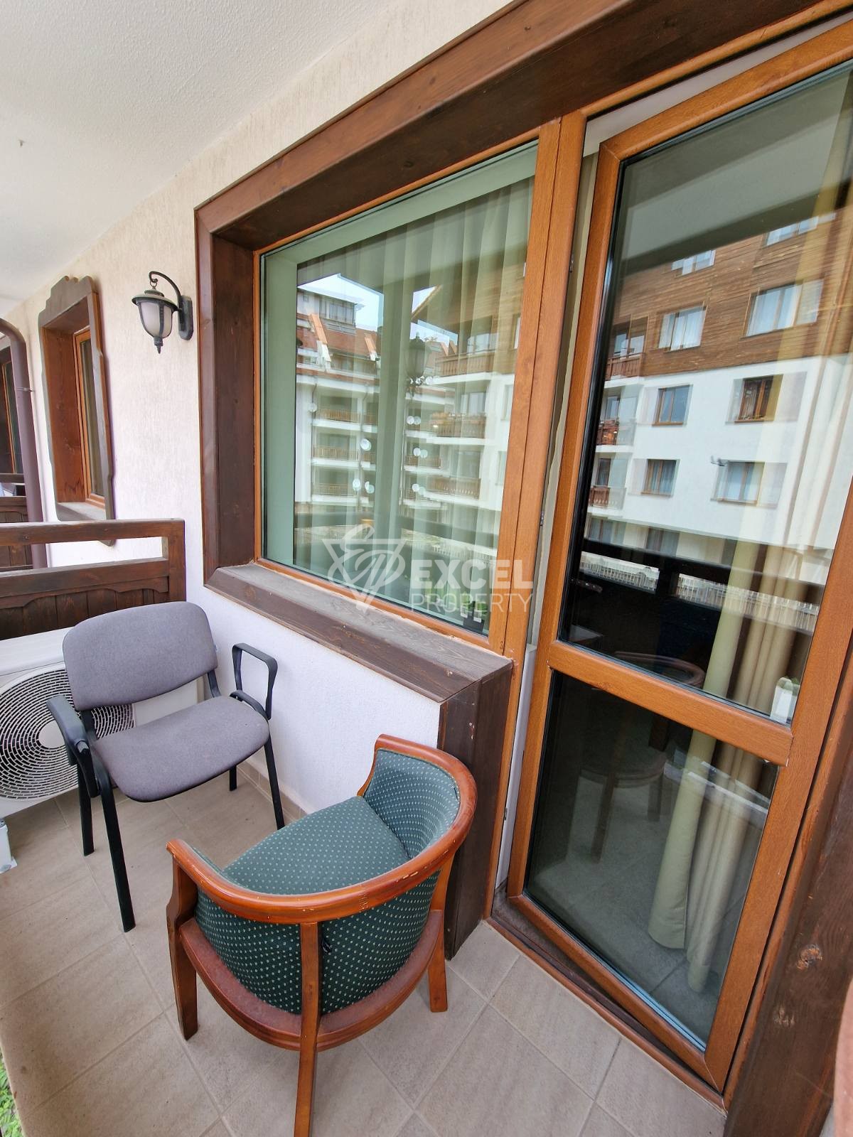 Под наем: Обзаведено студио с климатик и тераса в Банско, до Кемпински