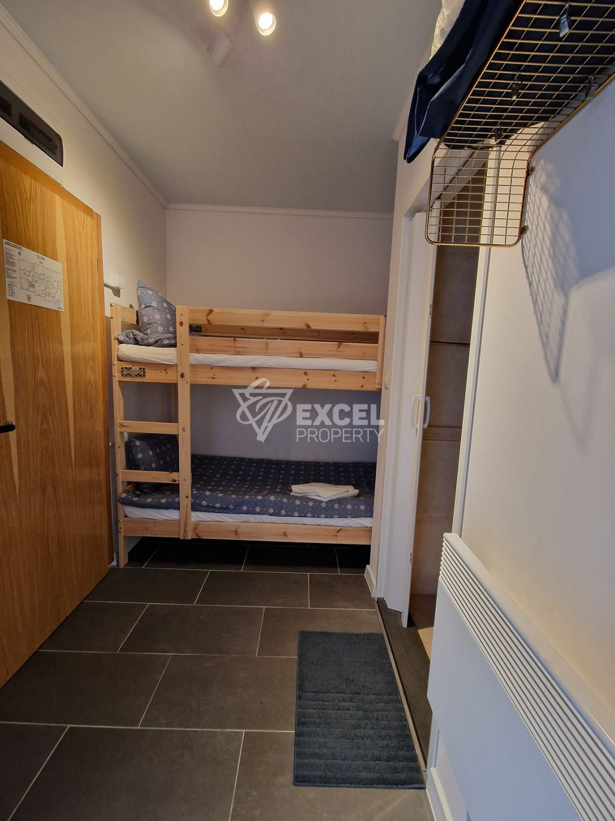 Модерно обзаведено студио за продажба, само на 100м от Flash, Банско