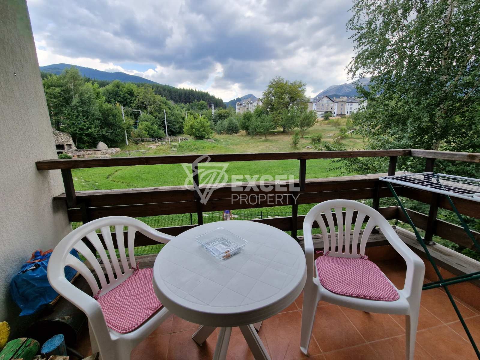 Южен двустаен апартамент за продажба в хотелската част на Green life, Банско