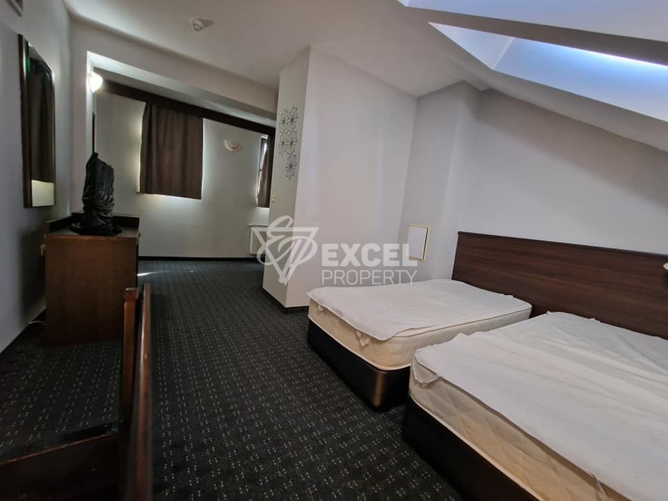 MPM Guinness Hotel: тристаен апартамент (мезонет) за продажба до ски лифта Банско
