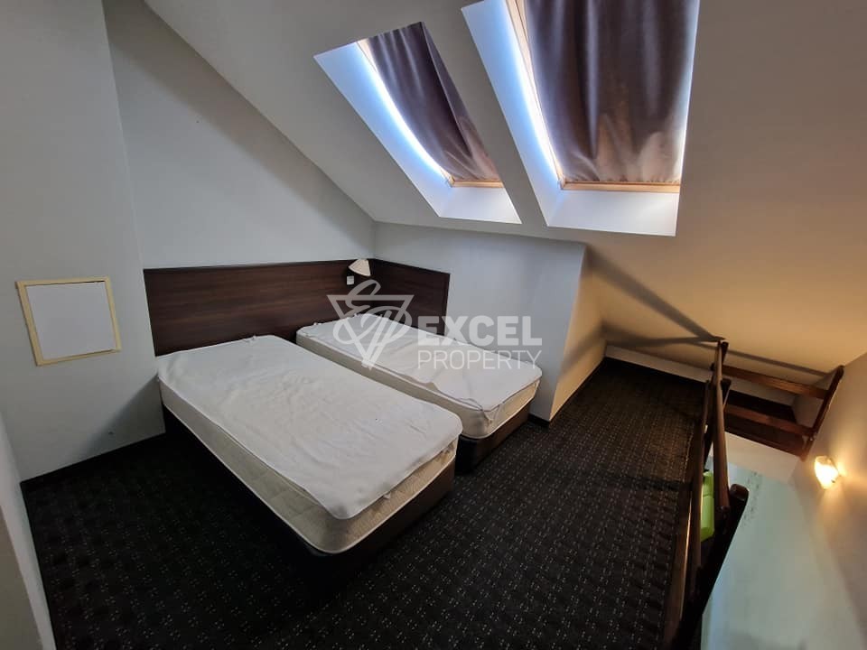 MPM Guinness Hotel: тристаен апартамент (мезонет) за продажба до ски лифта Банско