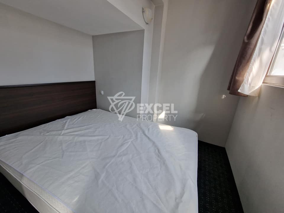 MPM Guinness Hotel: тристаен апартамент (мезонет) за продажба до ски лифта Банско