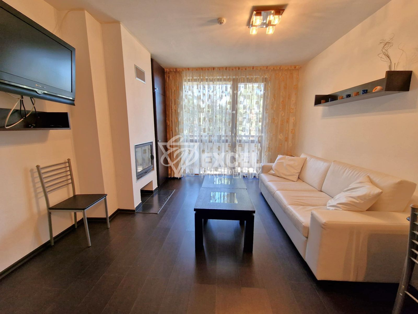 Двустаен апартамент за продажба на 100м от ски пътя! Жилищна сграда с ниска такса поддръжка!