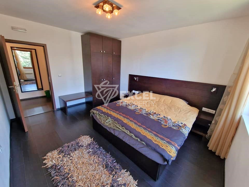 Двустаен апартамент за продажба на 100м от ски пътя! Жилищна сграда с ниска такса поддръжка!