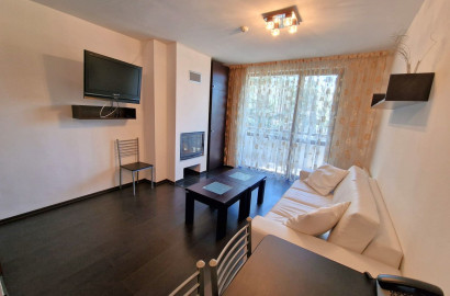 Двустаен апартамент за продажба на 100м от ски пътя! Жилищна сграда с ниска такса поддръжка!