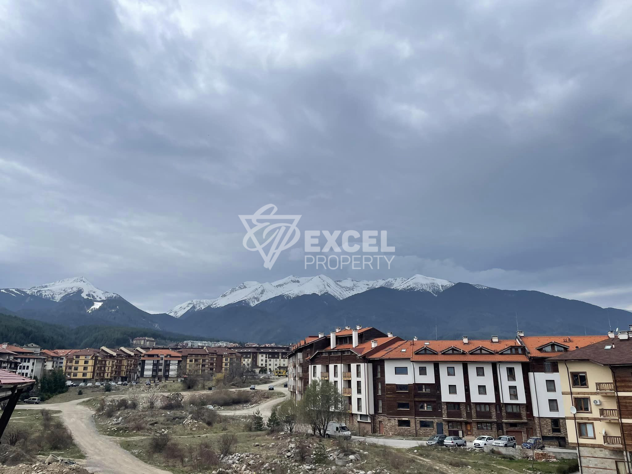 Двустаен апартамент за продажба с панорама Пирин и ниска такса поддръжка!