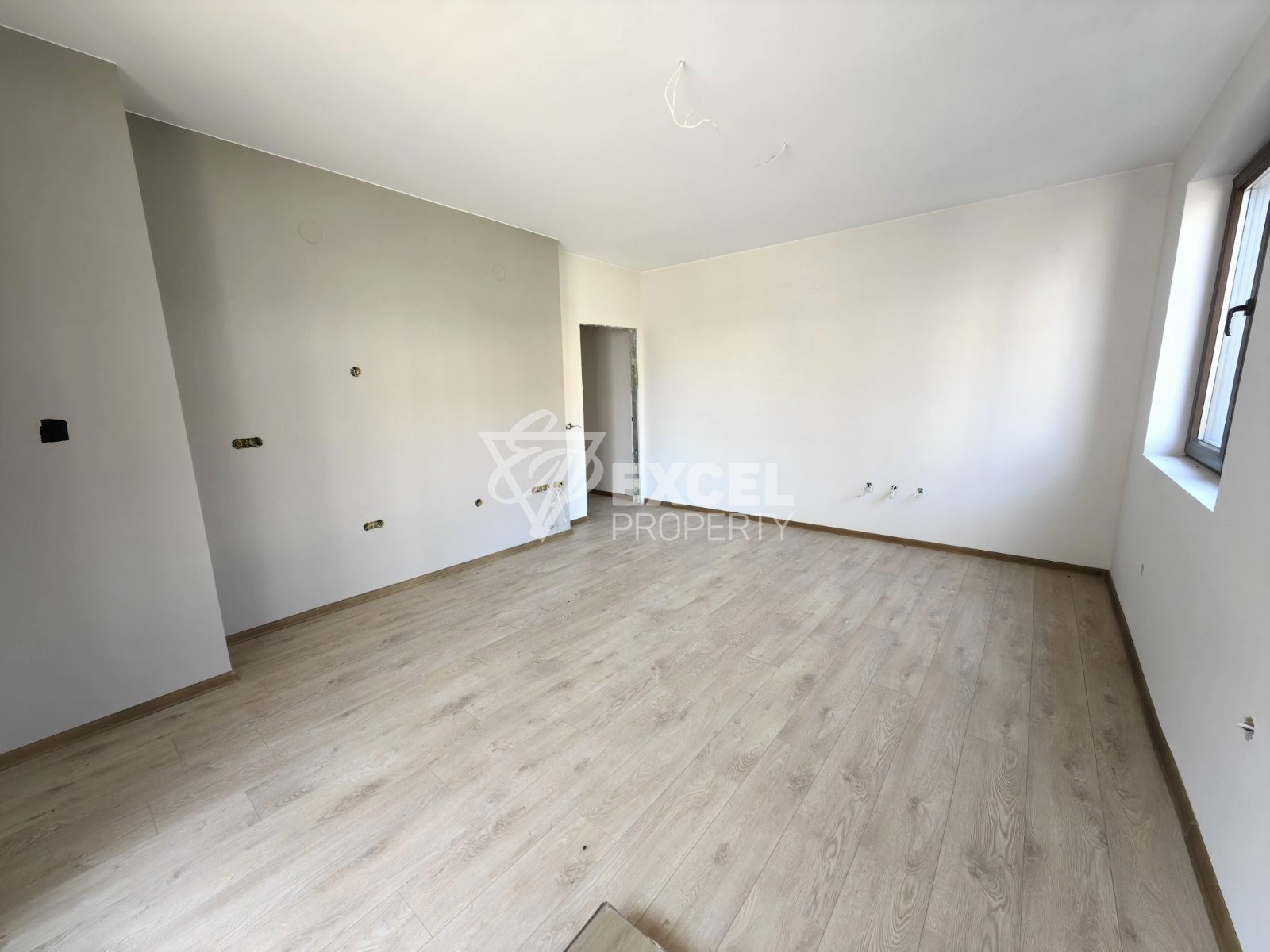 Тристаен апартамент за продажба в нова жилищна сграда, Банско