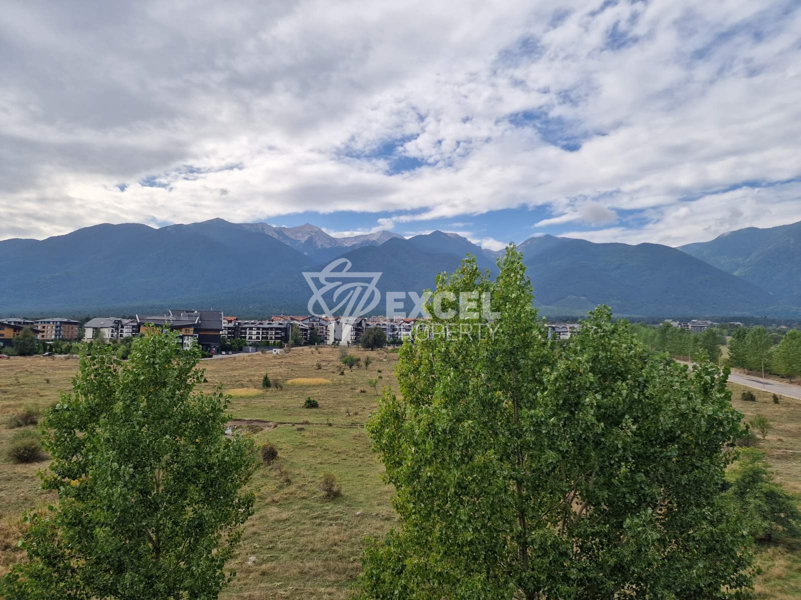 Модерен апартамент с три спални в целогодишен комплекс Парк Хотел Мурите