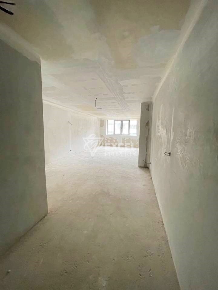 На метри от ски лифта! Просторно студио за продажба в Банско