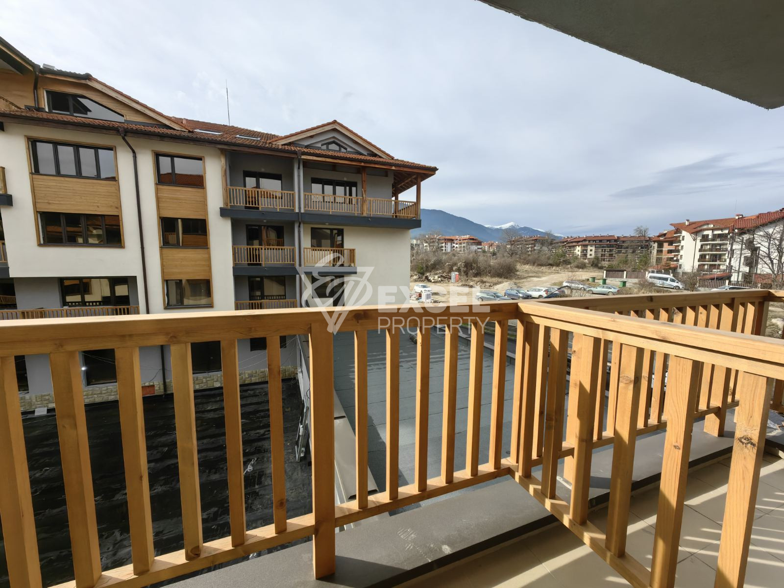 Южно студио с тераса в нова жилищна сграда с ниска такса поддръжка, Банско