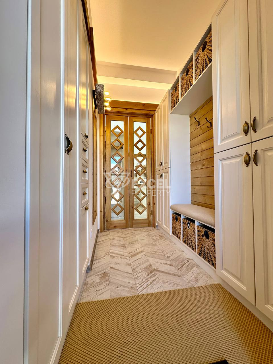 Алпийска идилия: Едноетажна къща с две спални и офис за продажба, в близост до Пирин Голф