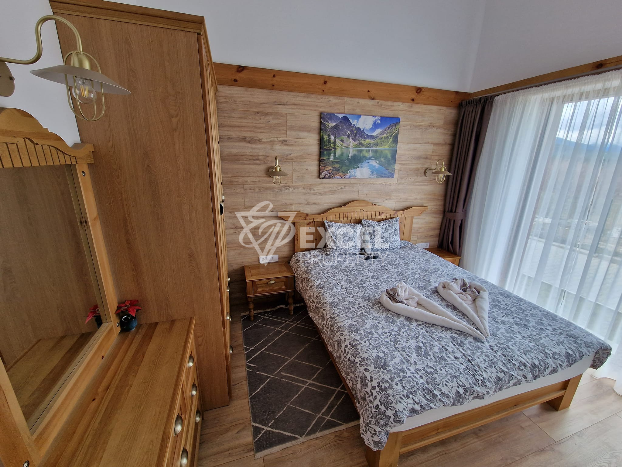 Къща в алпийски стил с три спални и голям двор до Пирин Голф