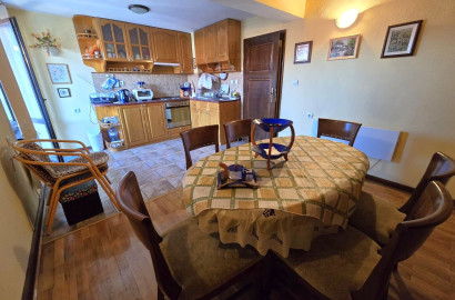 Без такса поддръжка! Двустаен апартамент за продажба в идеален център, Банско