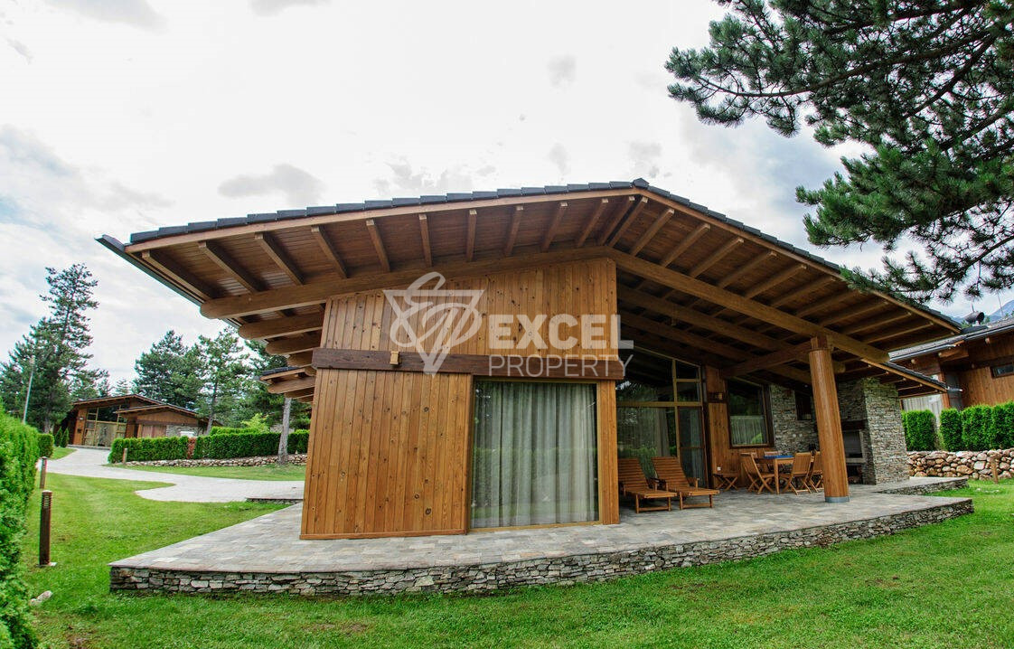 Природа и Розкош: Къщи за продажба в затворен комплекс Пирин Голф - Вашият избор за изискан живот