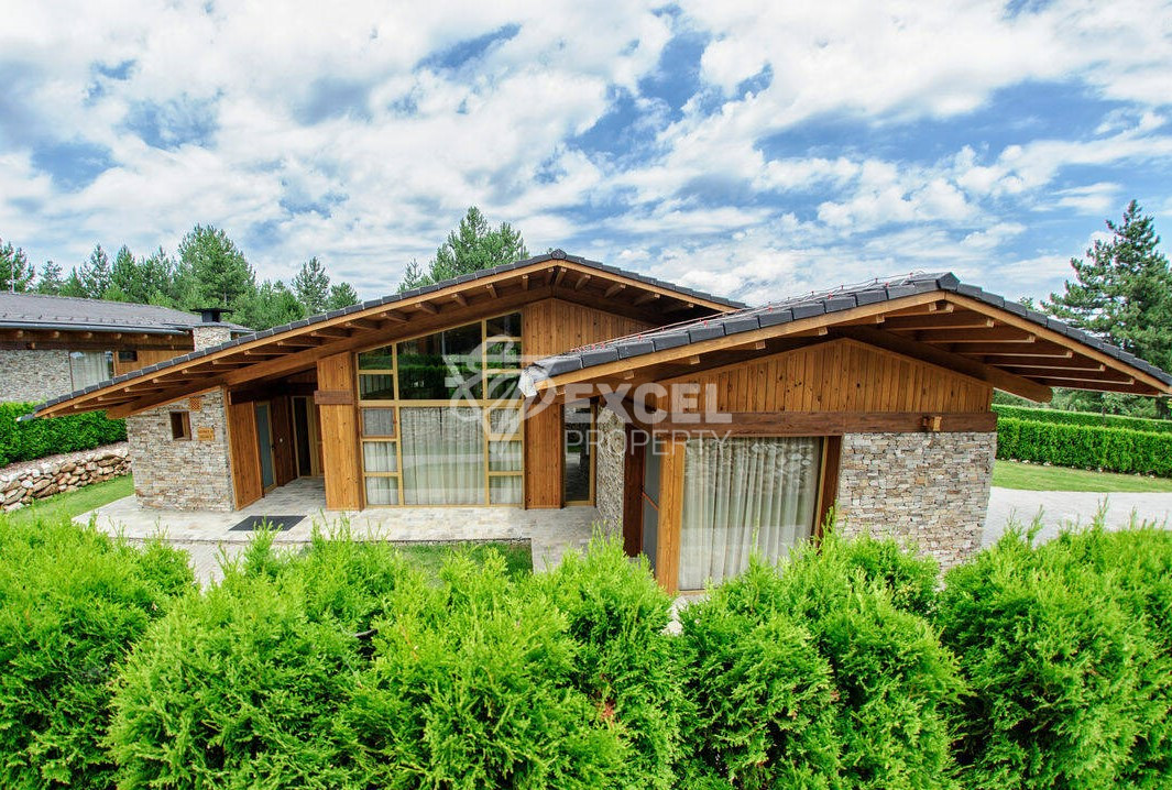 Природа и Розкош: Къщи за продажба в затворен комплекс Пирин Голф - Вашият избор за изискан живот