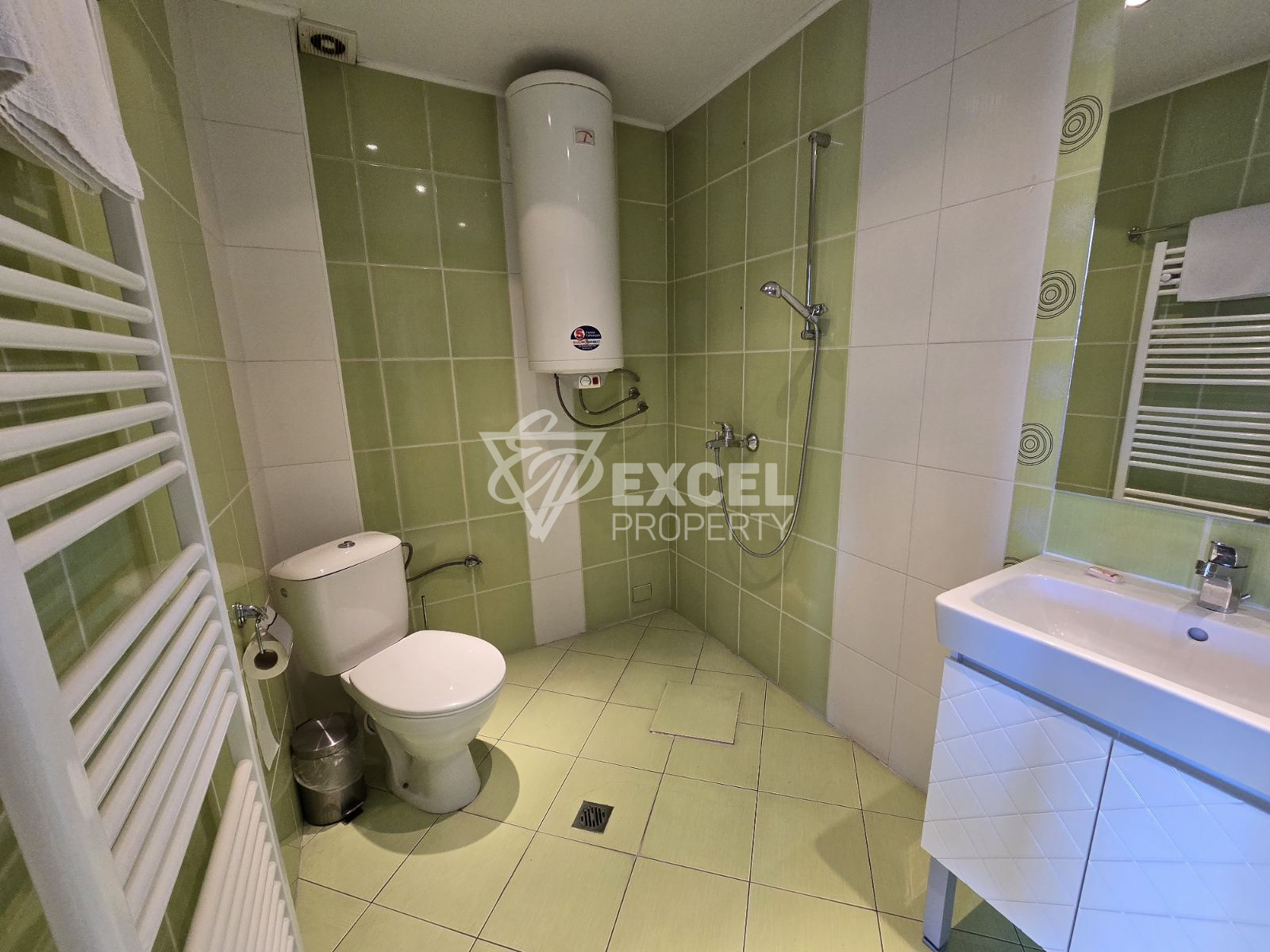 Многофункционална къща с действащ бизнес в ТОП центъра на Банско!