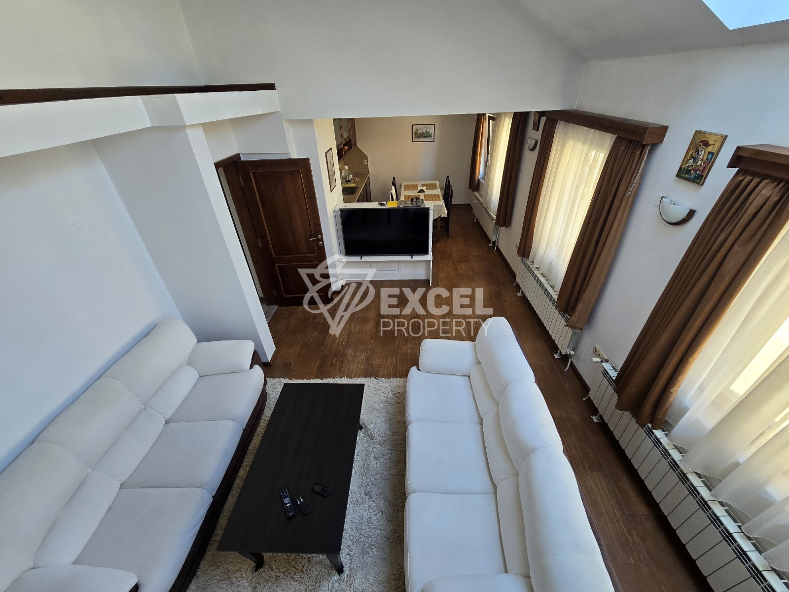 Многофункционална къща с действащ бизнес в ТОП центъра на Банско!