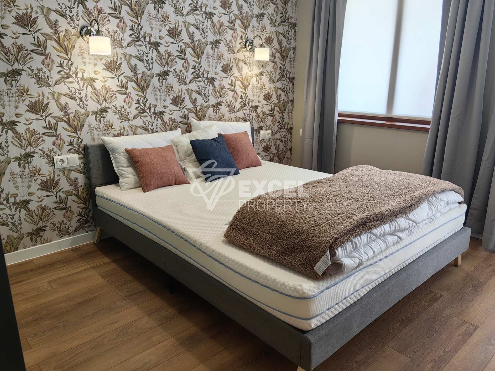 Стилно обзаведен апартамент за продажба в подножието на Пирин планина