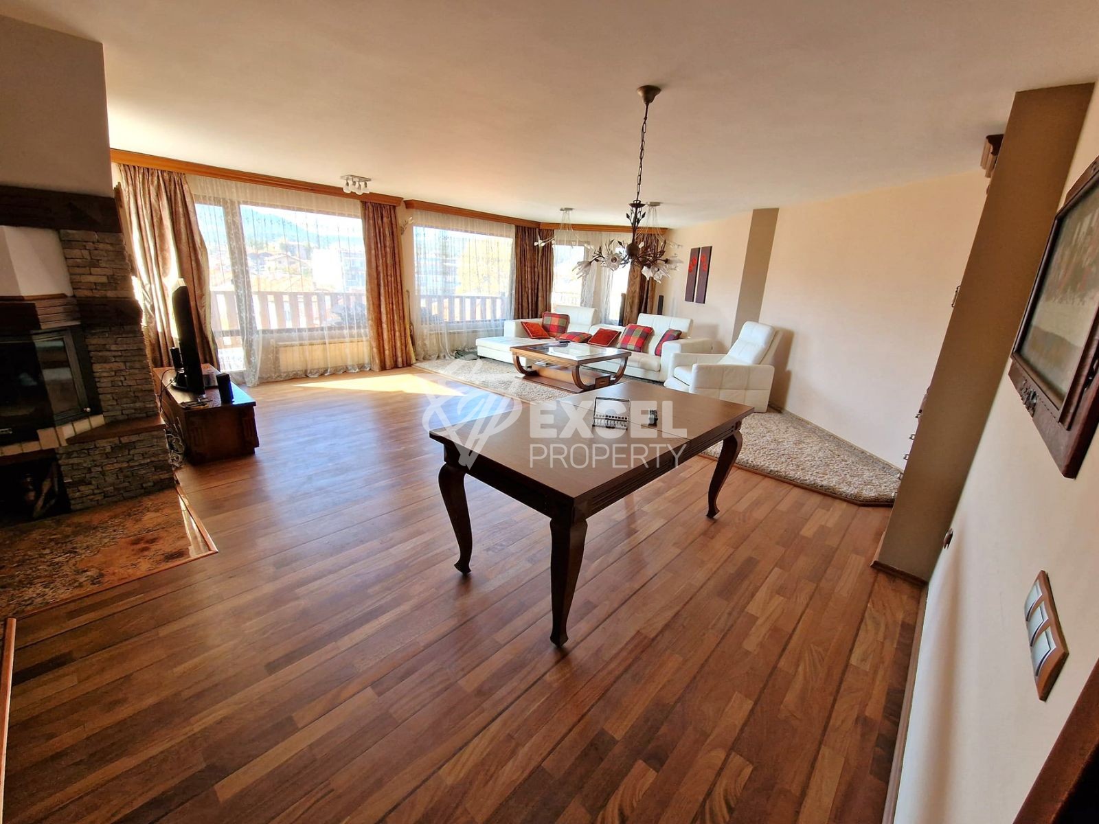 Дизайнерски многостаен апартамент в иделния център на Разлог