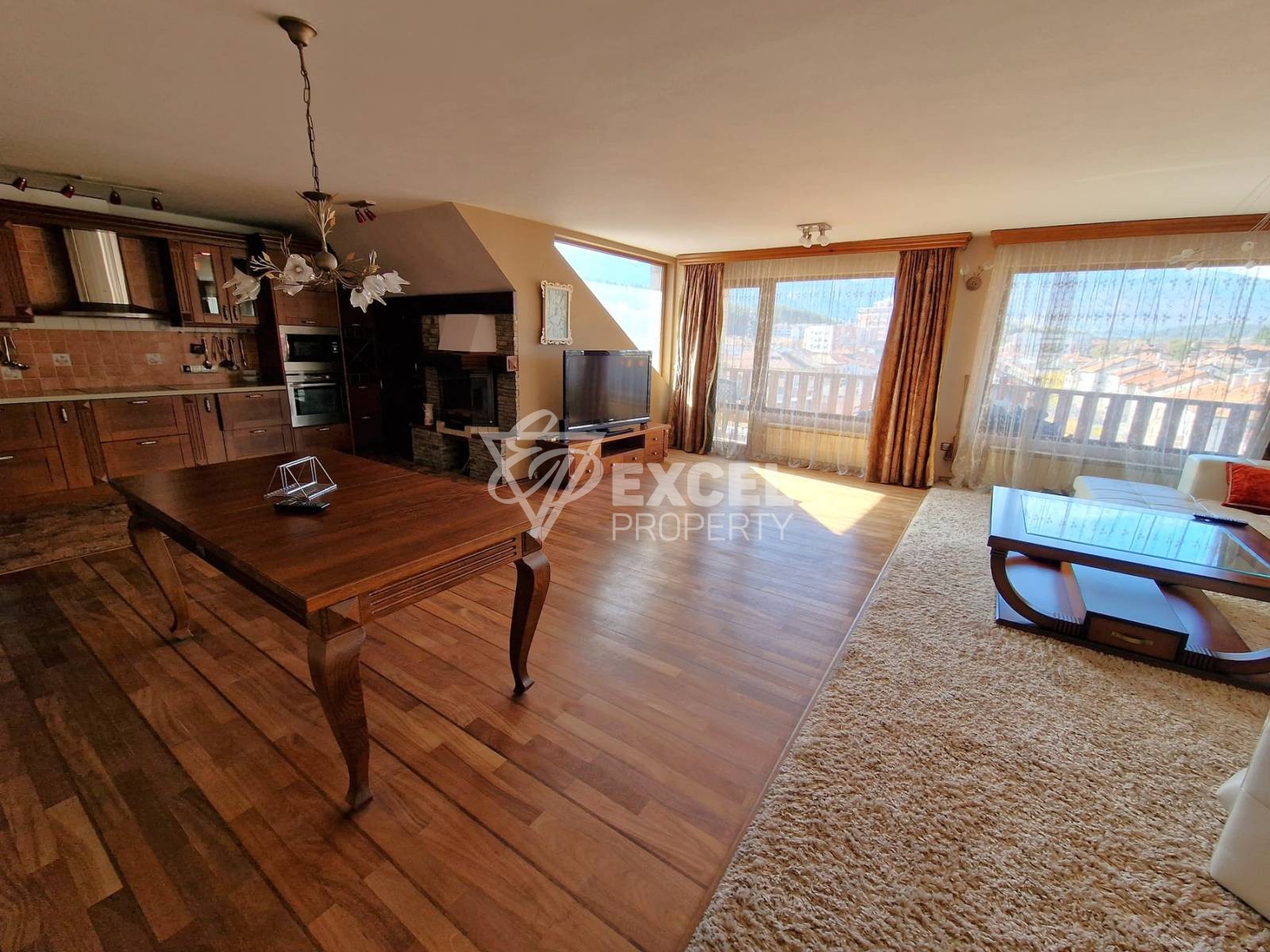 Дизайнерски многостаен апартамент в иделния център на Разлог