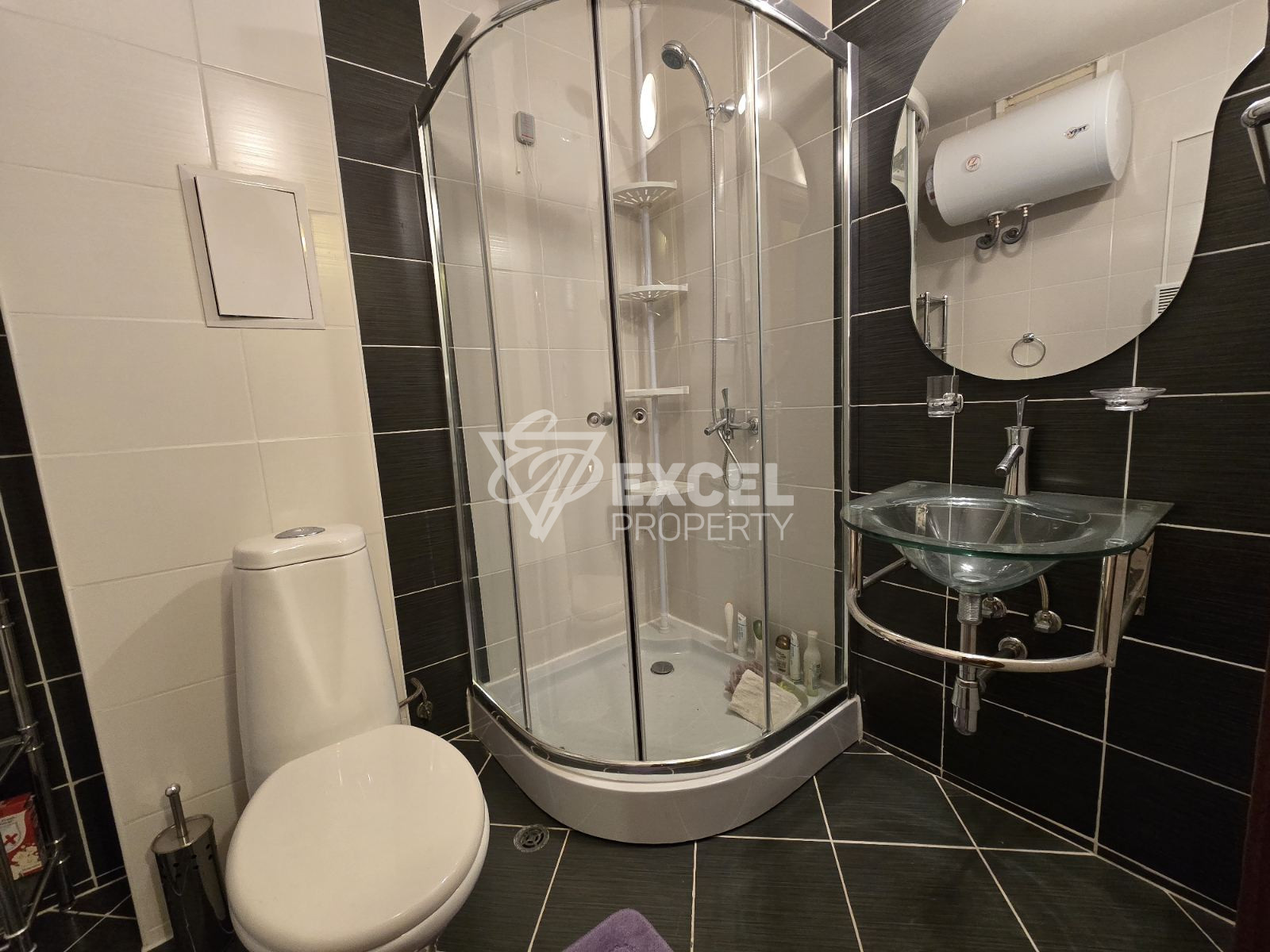 Просторно студио за продажба с пленяваща планинска гледка в Хотел Regnum 5*, Банско