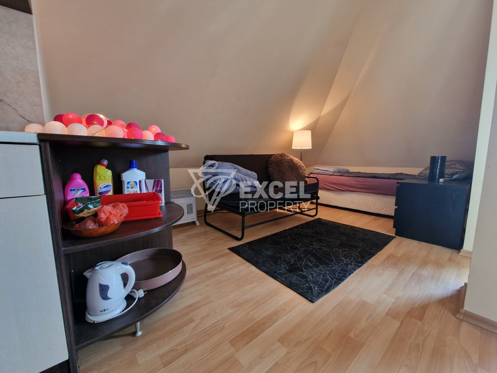 Обзаведен двустаен апартамент с прекрасна гледка към Пирин под наем в Банско!