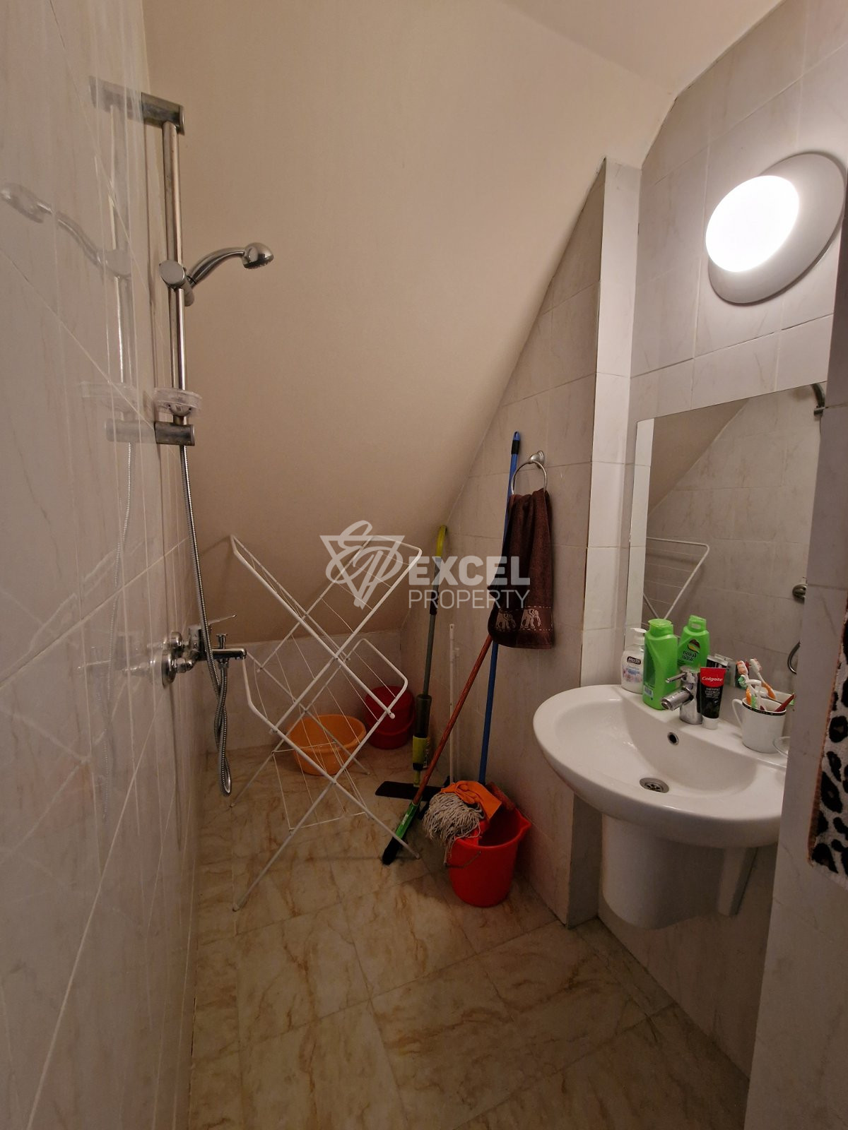 Обзаведен двустаен апартамент с прекрасна гледка към Пирин под наем в Банско!