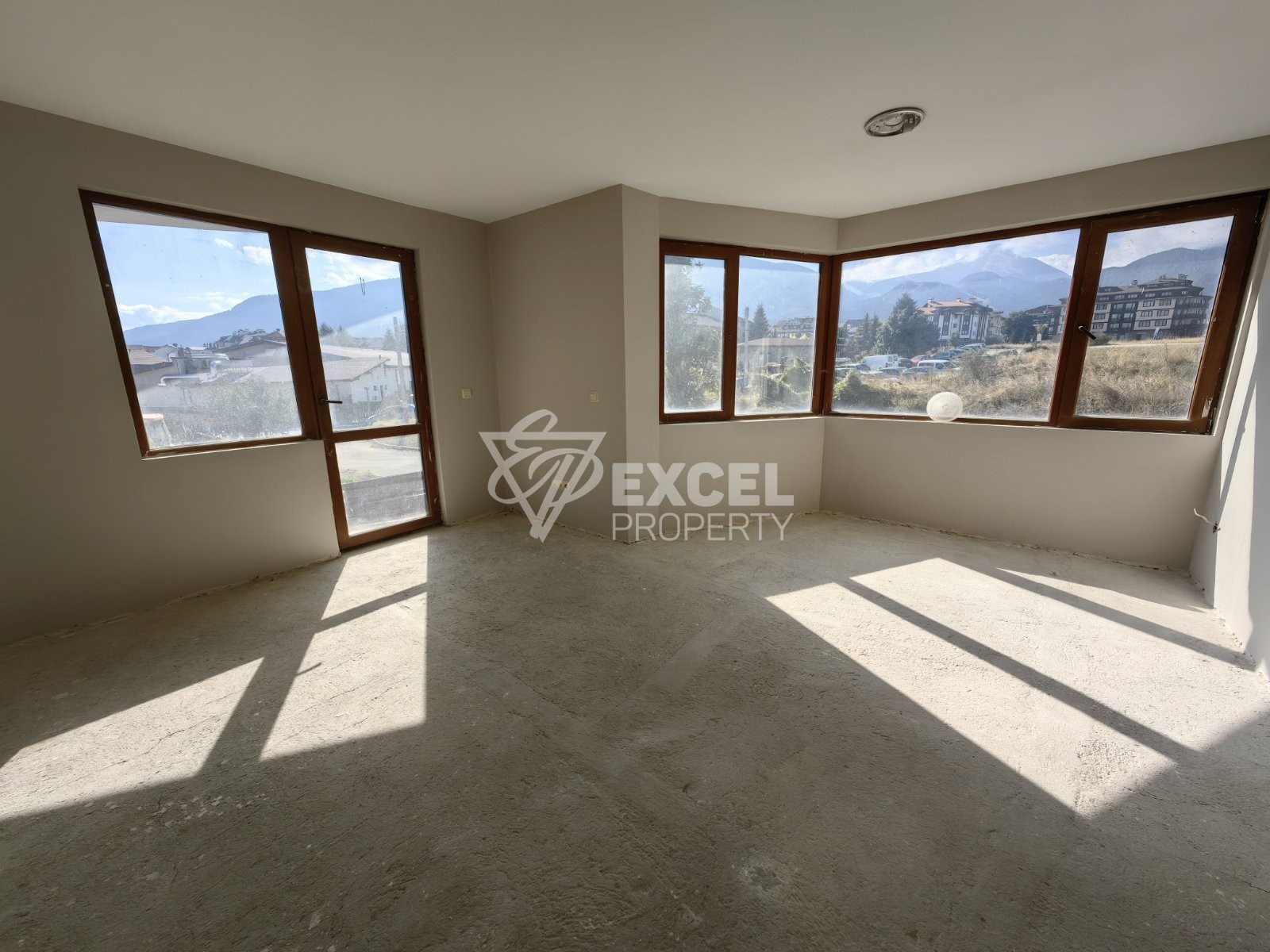 Двустаен апартамент с южно изложение на 400м от ски лифта в Банско