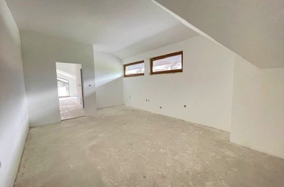 Просторен двустаен апартамент за продажба! Нов жилищен комплекс в подножието на Пирин Планина!