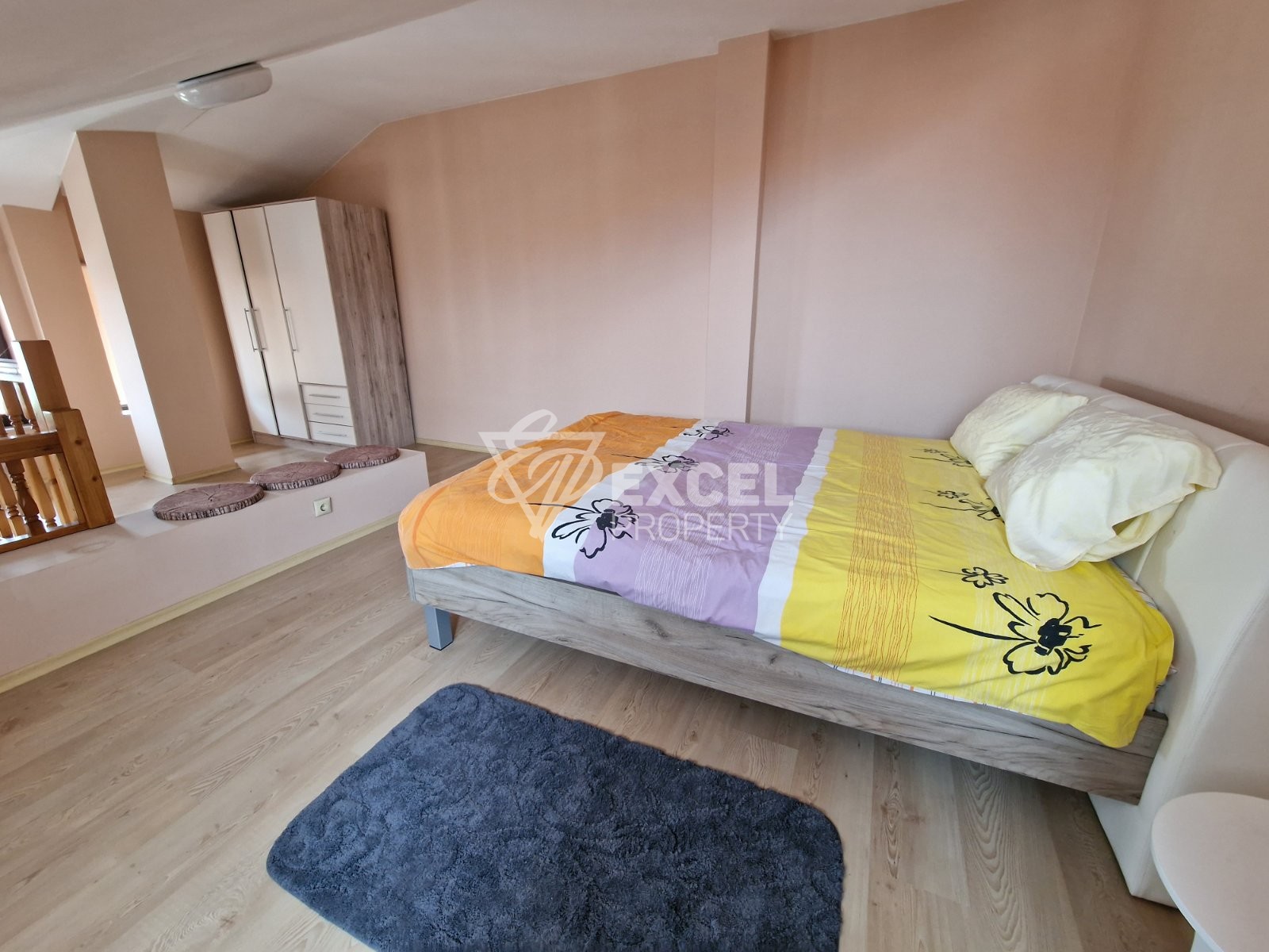 Просторен апартамент тип мезонет за продажба до хотел Тане, Банско