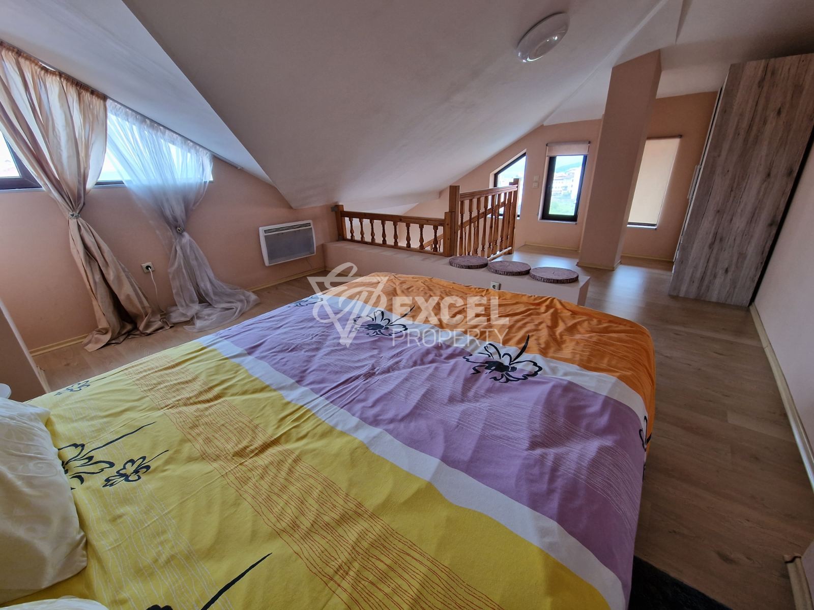 Просторен апартамент тип мезонет за продажба до хотел Тане, Банско