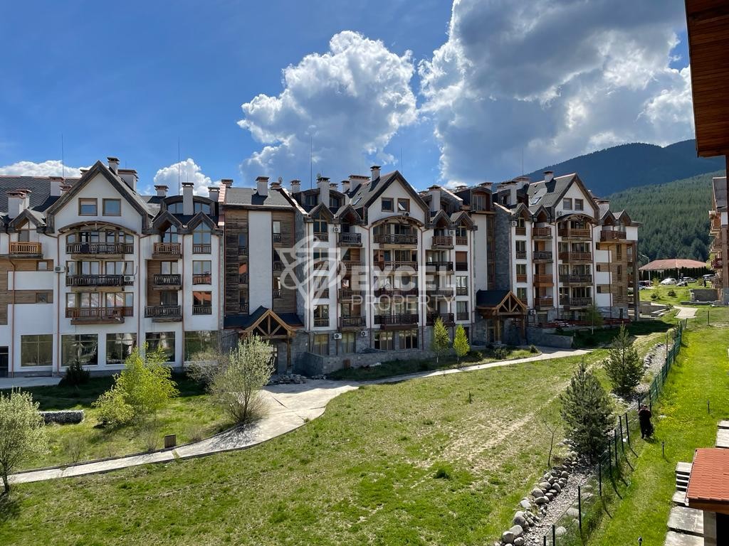 Просторно, обзаведено студио в целогодишно работещ комплекс Свети Иван Рилски, Банско