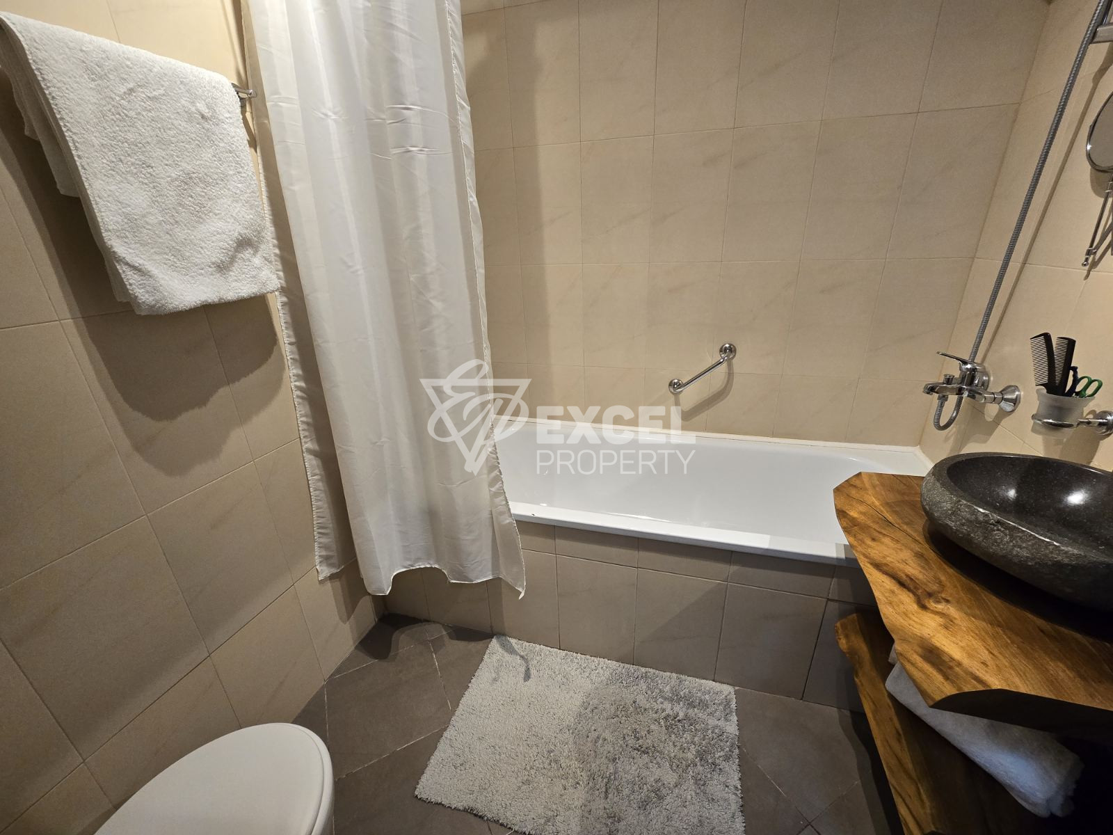 Двустаен апартамент за продажба в St. John Hill, Банско