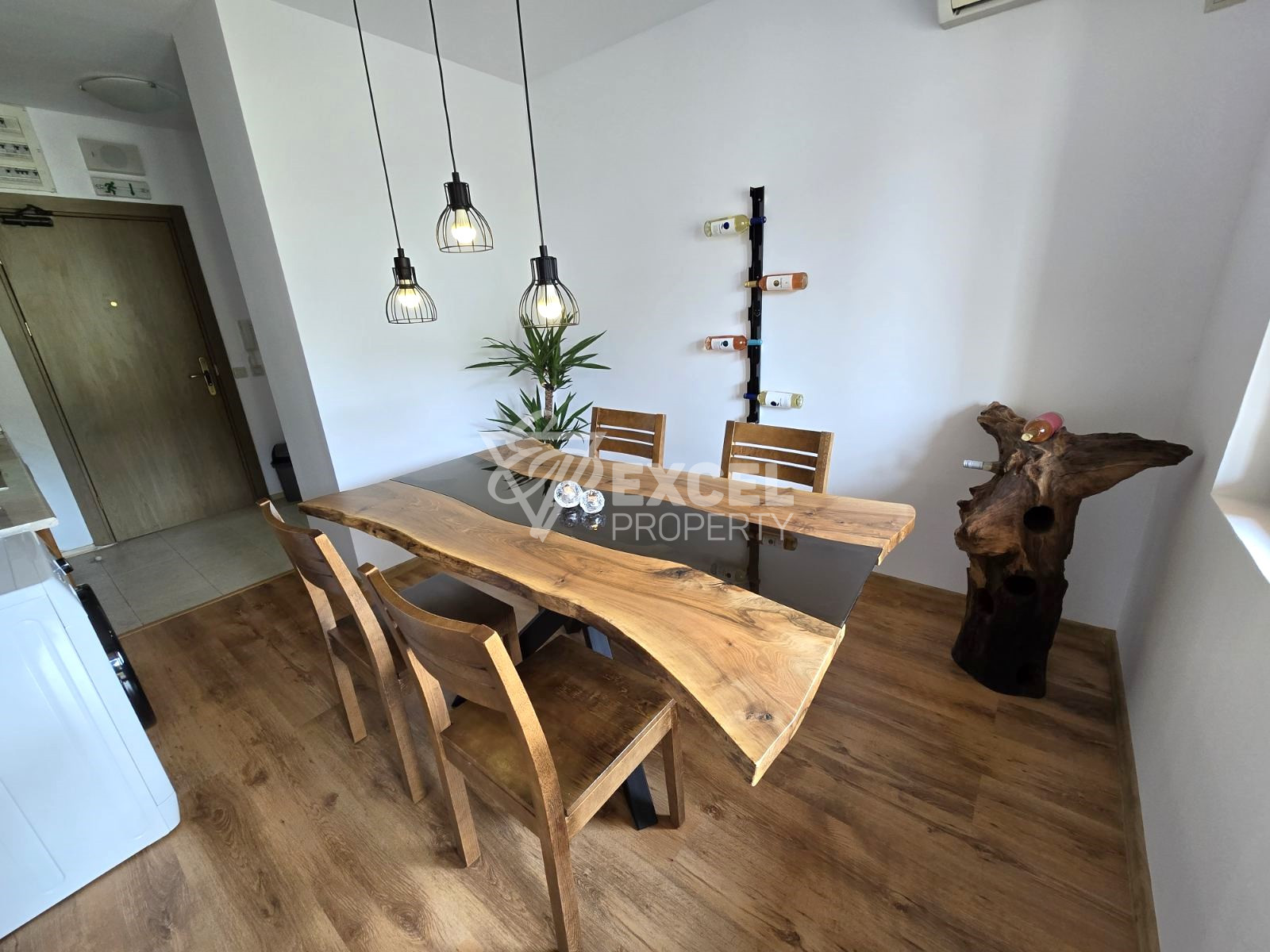 Двустаен апартамент за продажба в St. John Hill, Банско