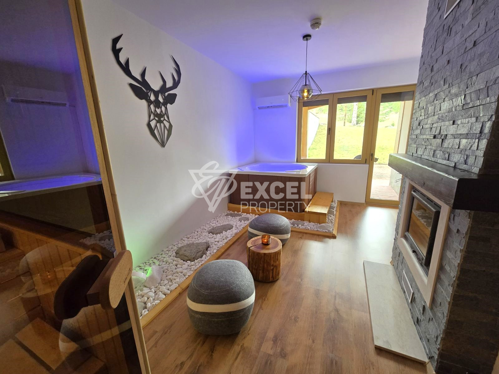 Луксозен двустаен апартамент със собствена СПА стая с джакузи и сауна