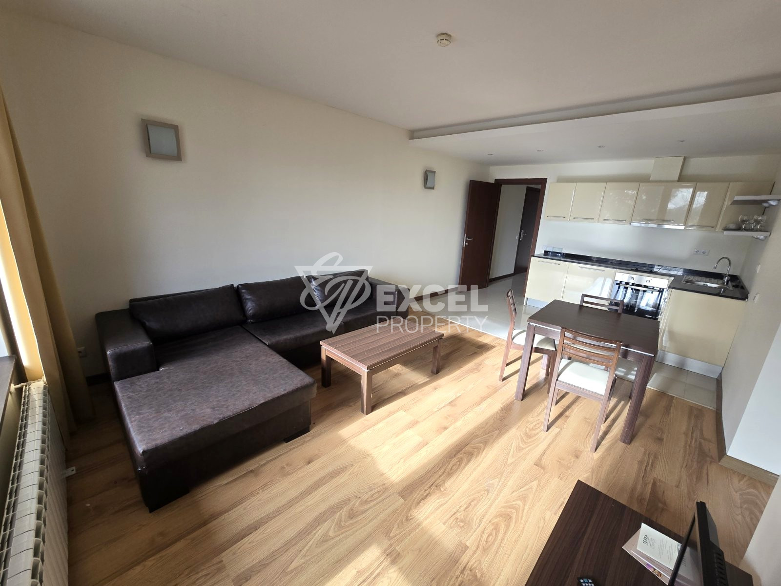 Двустаен апартамент с южно изложение за продажба в целогодишно работещ комплекс