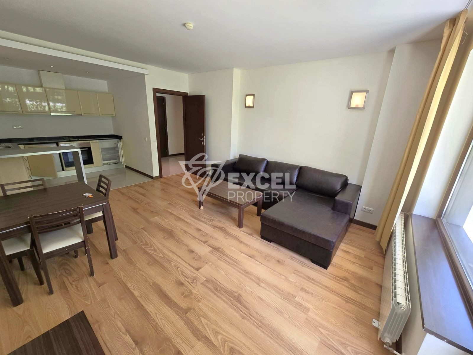 Южен тристаен апартамент на партерно ниво за продажба в комплекс Тера до Пирин Голф